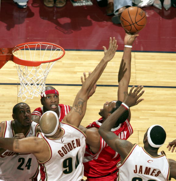 强劲表现给 强劲表现给