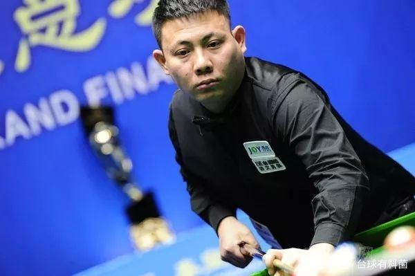 在当今足坛 在当今足坛