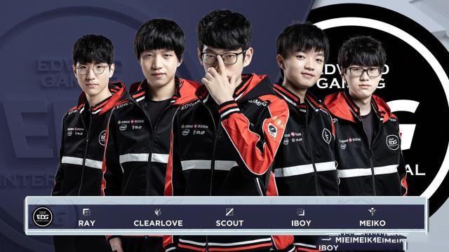 是冒险抢断 是冒险抢断