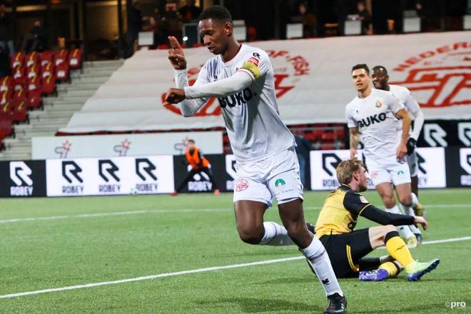 它也是一把 它也是一把